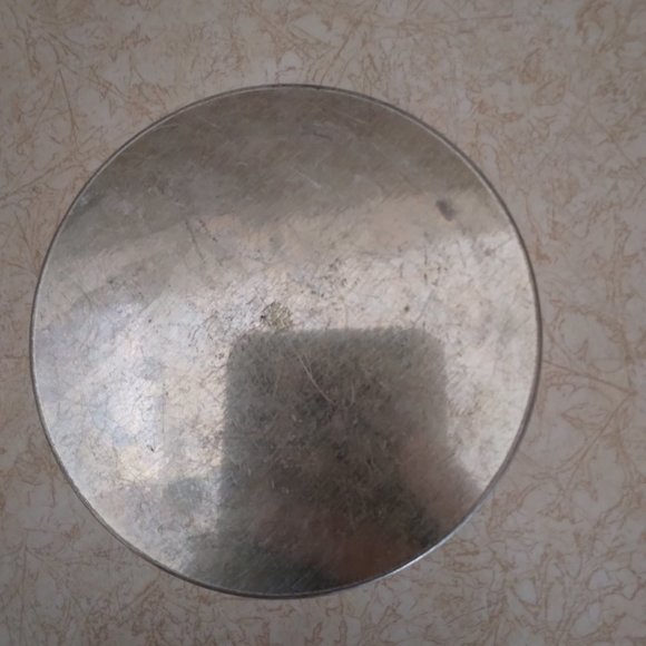 Cookie Cutters, Antique, 12 items in Tin Container - Picture 5 of 5